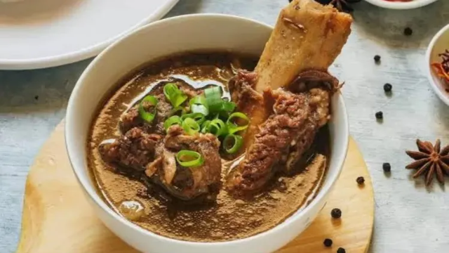 Sop Konro: Hidangan Tradisional Makassar yang Mendunia